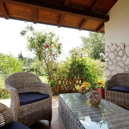 Holiday House With Spacious Backyard And Grill / Pet Friendly بيت للعطل Pavicini
