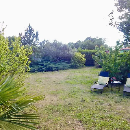 펜션 Holiday House With Spacious Backyard And Grill / Pet Friendly